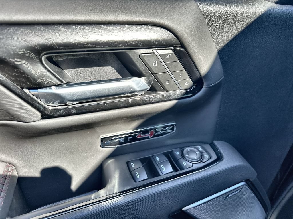 2026 GMC Sierra 1500 AT4X - Photo 22