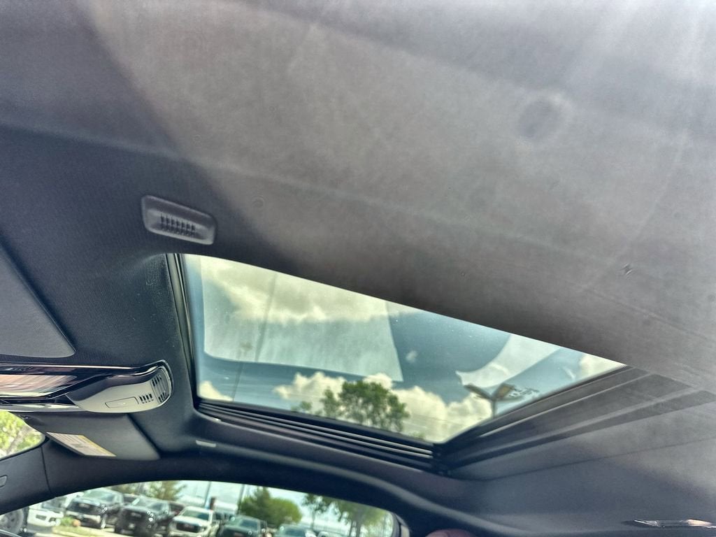 2024 BMW 2 Series 230i