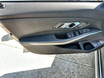 2023 BMW 3 Series 330i