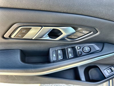 2023 BMW 3 Series 330i