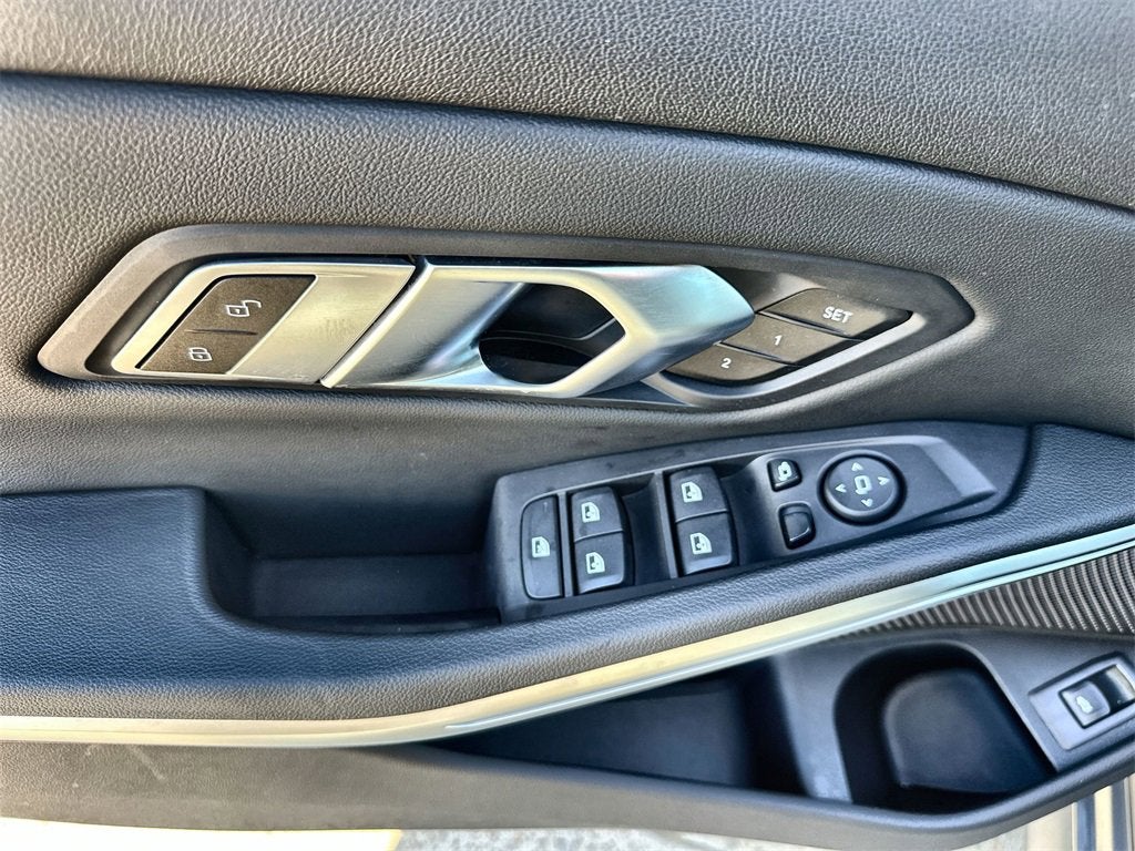 2023 BMW 3 Series 330i