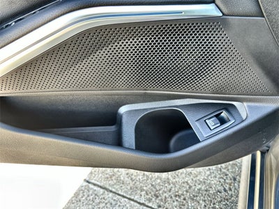 2023 BMW 3 Series 330i