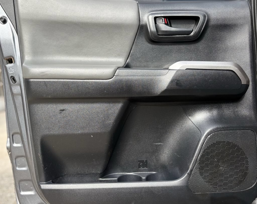 2022 Toyota Tacoma 4WD SR