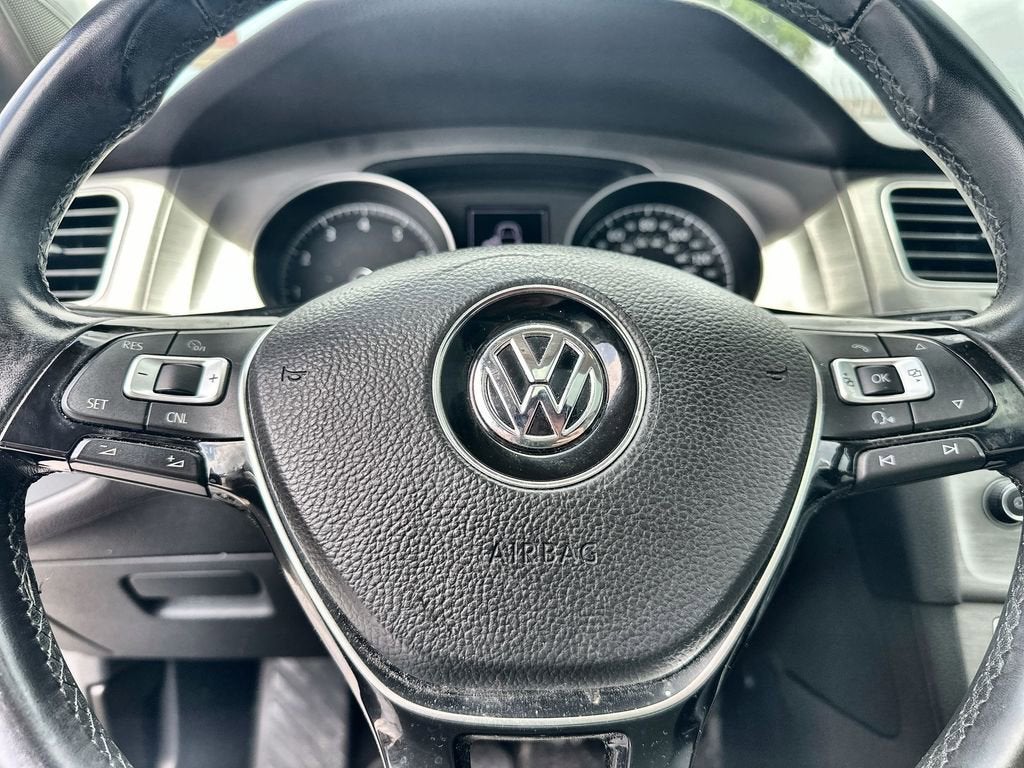 2017 Volkswagen Golf S