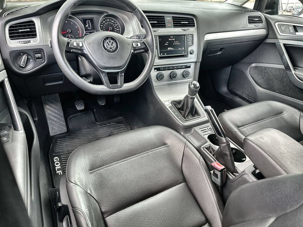 2017 Volkswagen Golf S