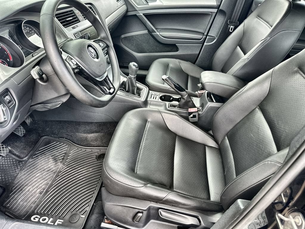 2017 Volkswagen Golf S