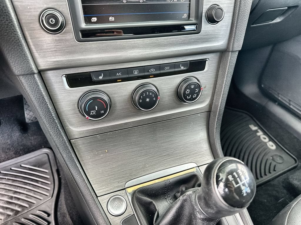 2017 Volkswagen Golf S