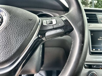 2017 Volkswagen Golf S
