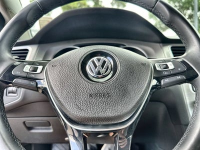 2017 Volkswagen Golf S