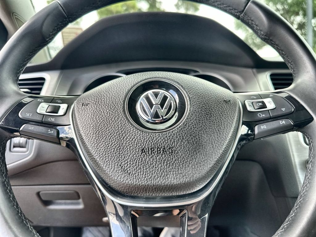 2017 Volkswagen Golf S