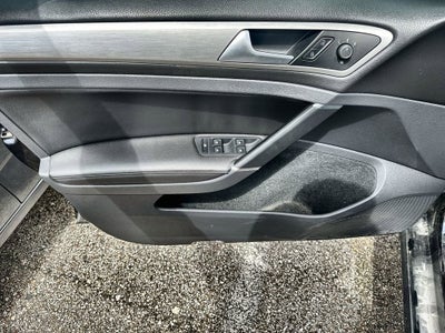 2017 Volkswagen Golf S
