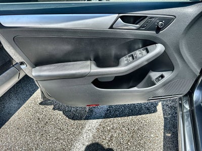 2013 Volkswagen Jetta SE