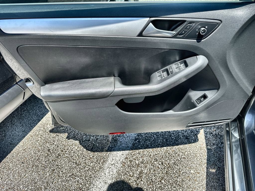 2013 Volkswagen Jetta SE