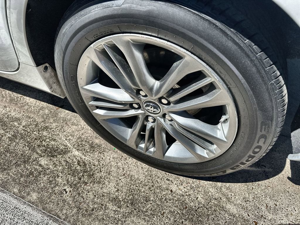 2016 Toyota Camry XLE