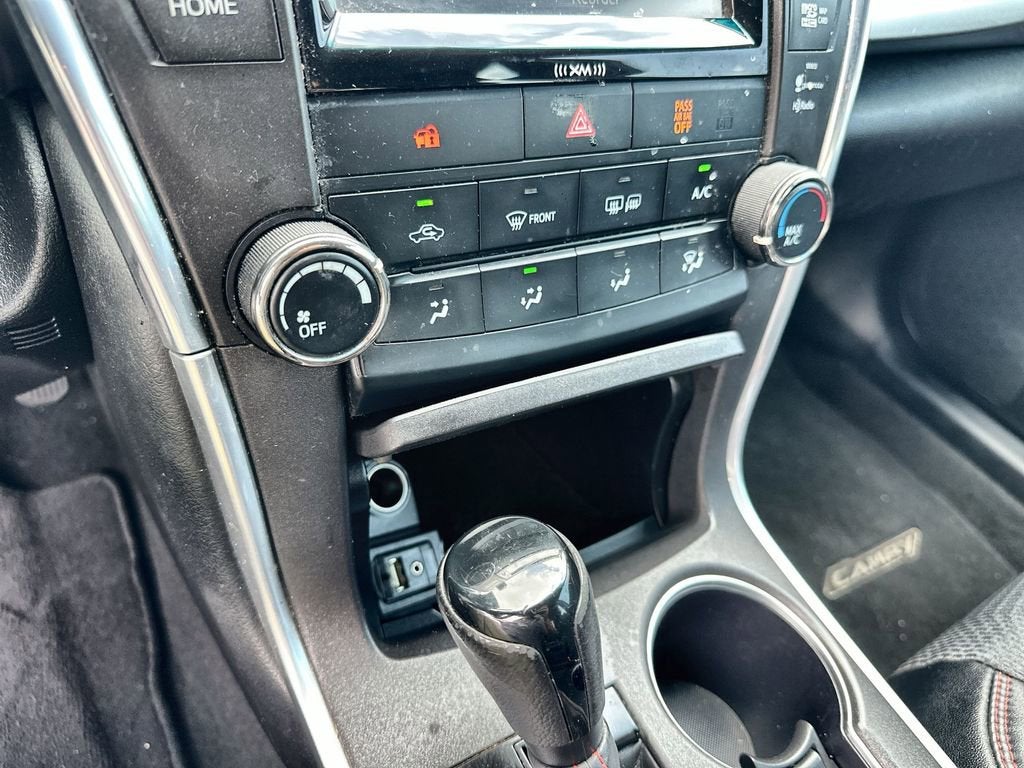 2016 Toyota Camry XLE