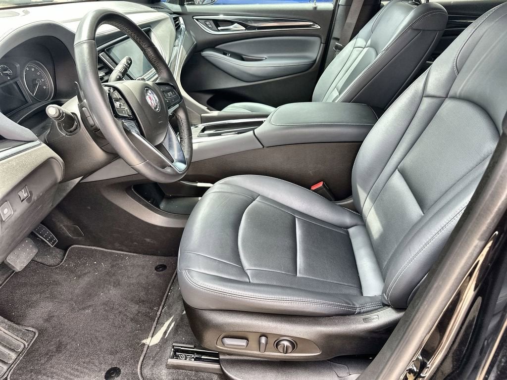 2022 Buick Enclave Essence