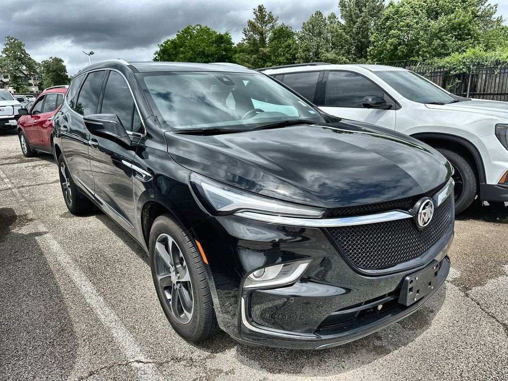 2022 Buick Enclave Essence