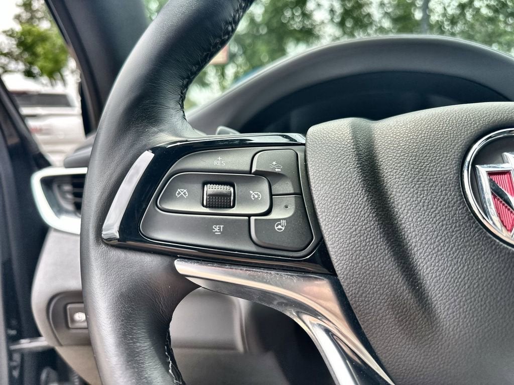 2022 Buick Enclave Essence