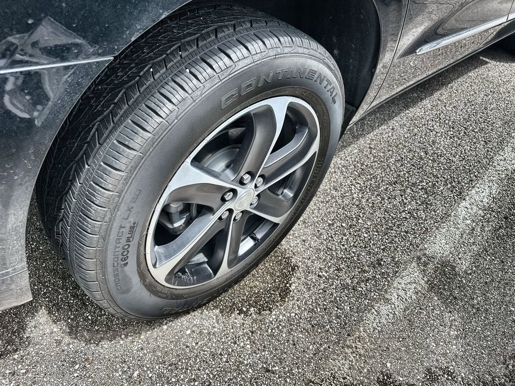 2022 Buick Enclave Essence