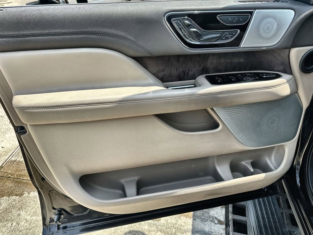 2022 Lincoln Navigator Reserve