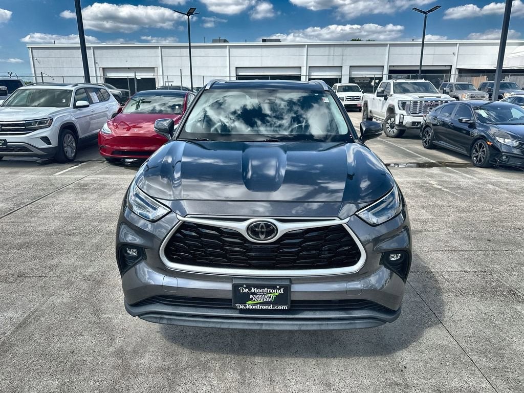 2022 Toyota Highlander XLE