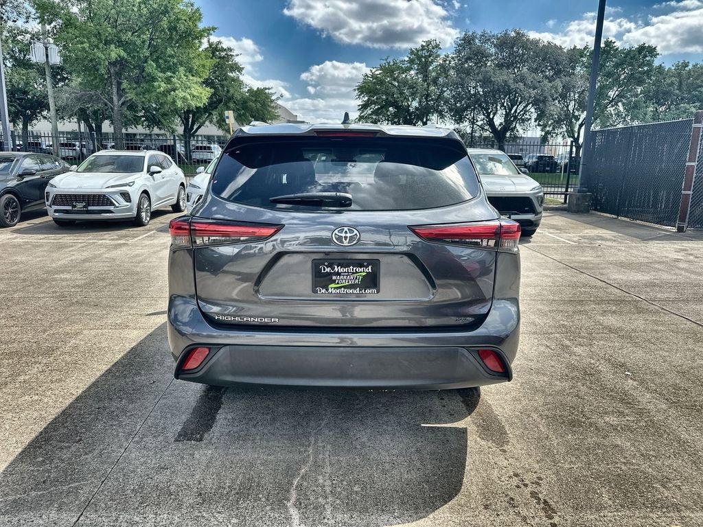 2022 Toyota Highlander XLE