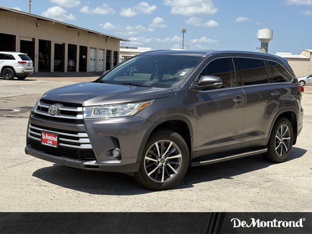 2019 Toyota Highlander SE