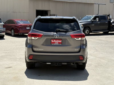 2019 Toyota Highlander SE