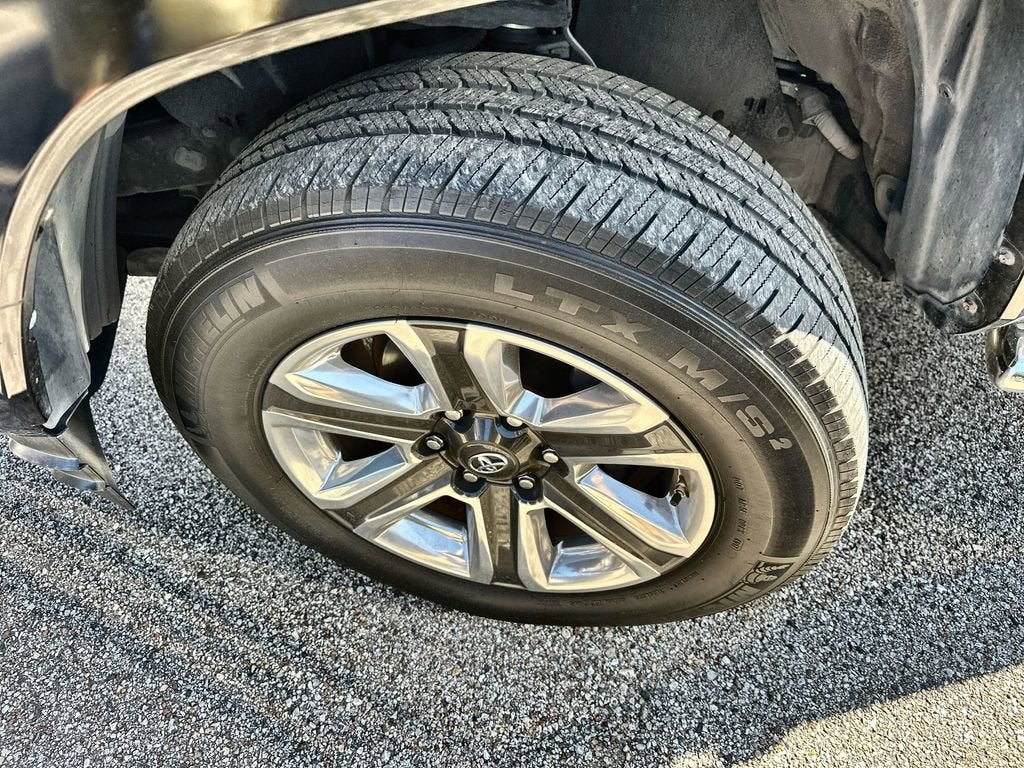 2018 Toyota Tacoma SR5