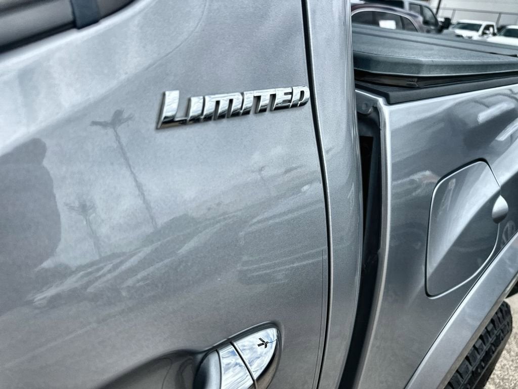 2017 Toyota Tacoma Limited