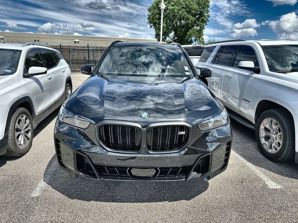 2025 BMW X5 M60i