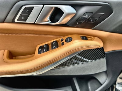 2025 BMW X5 M60i