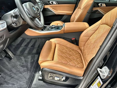 2025 BMW X5 M60i