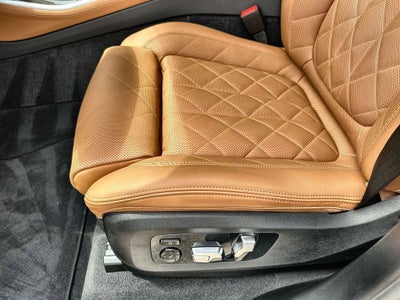 2025 BMW X5 M60i