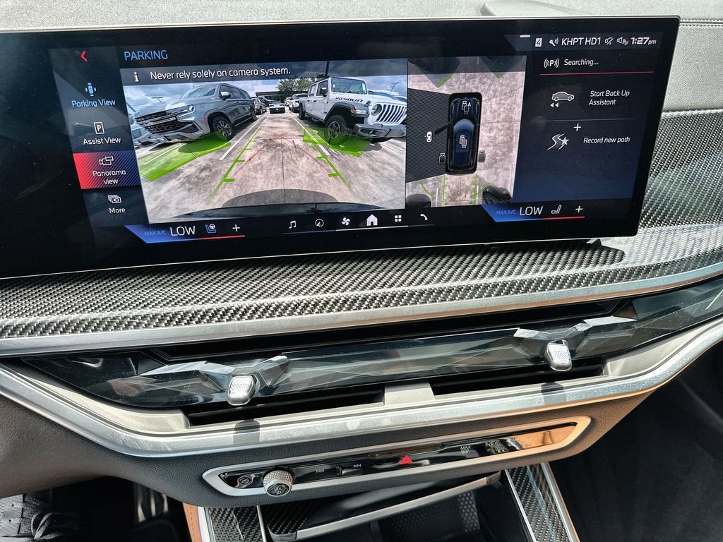2025 BMW X5 M60i