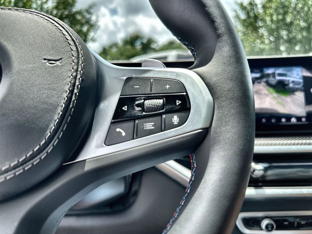 2025 BMW X5 M60i