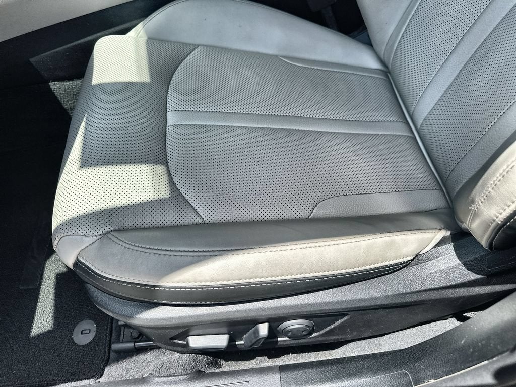 2022 Kia K5 EX