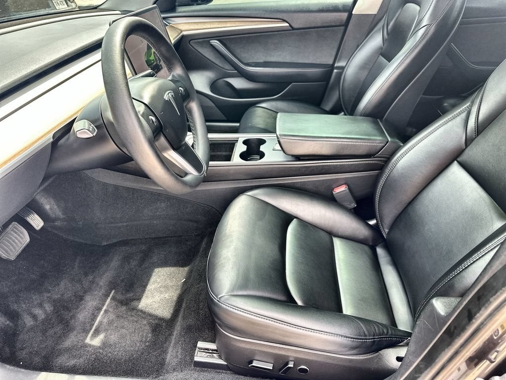 2023 Tesla Model 3 RWD