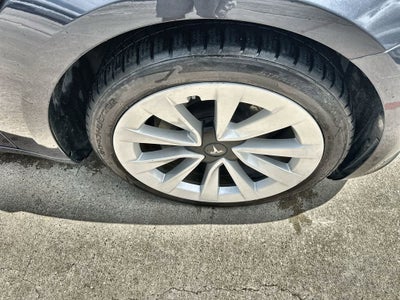 2023 Tesla Model 3 RWD