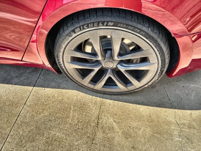 2022 Tesla Model S Plaid