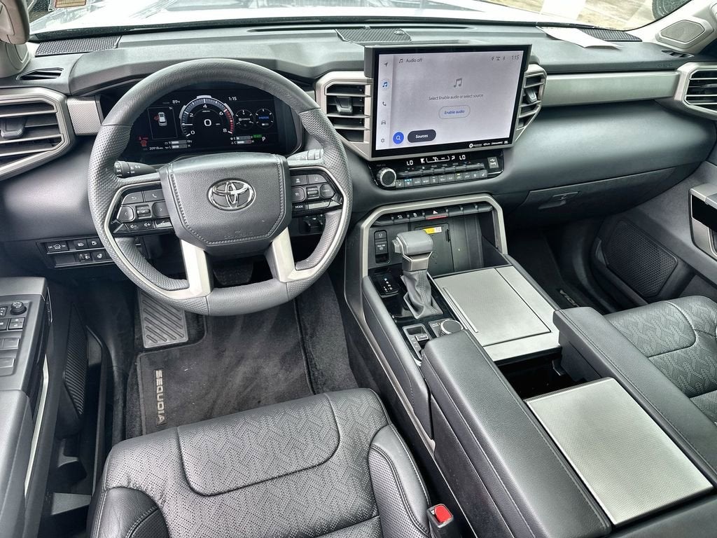 2024 Toyota Sequoia SR5