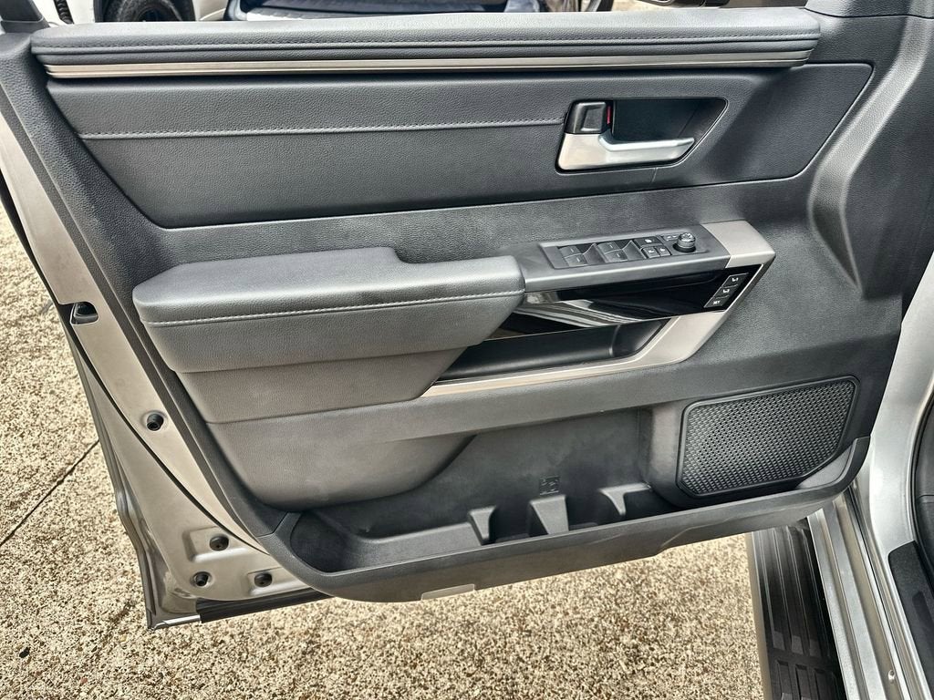 2024 Toyota Sequoia SR5
