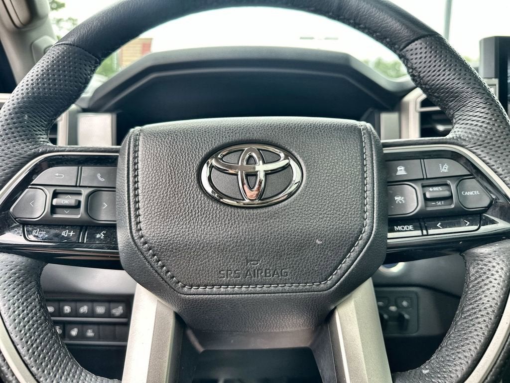2024 Toyota Sequoia SR5