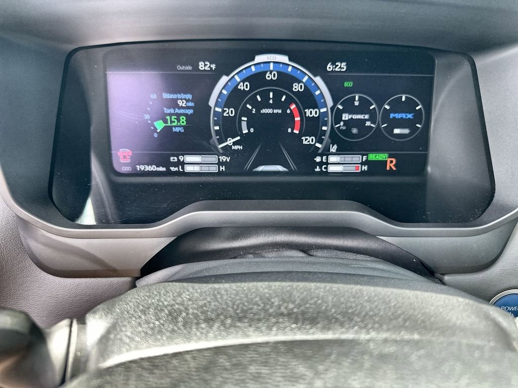 2024 Toyota Sequoia SR5