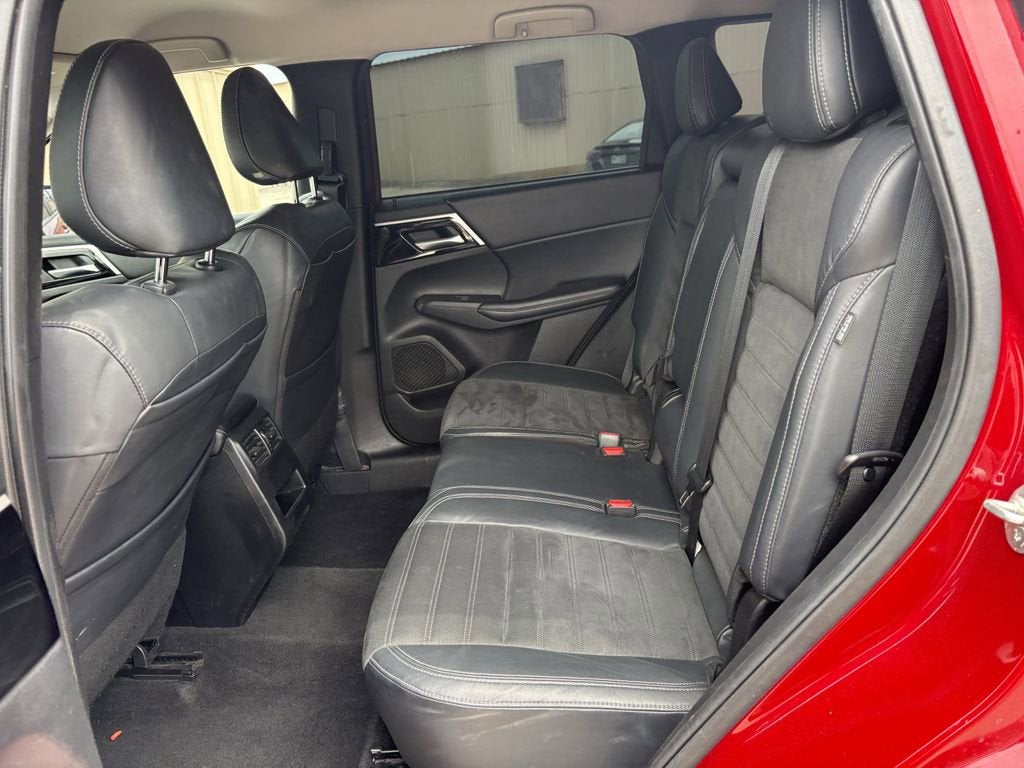 2022 Mitsubishi Outlander SE