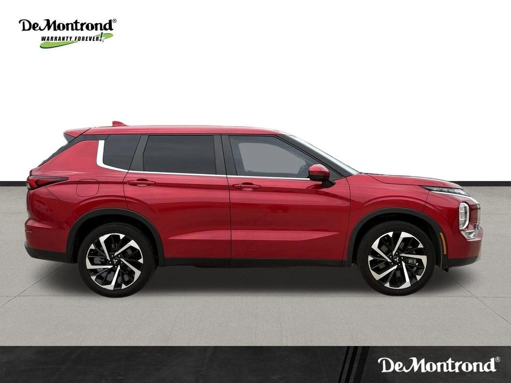 2022 Mitsubishi Outlander SE
