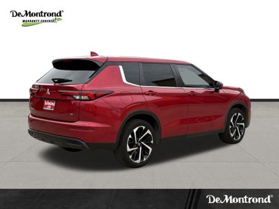 2022 Mitsubishi Outlander SE