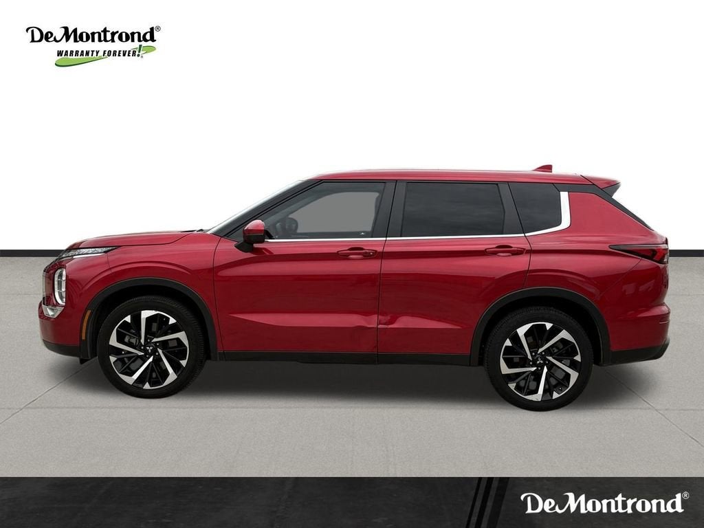 2022 Mitsubishi Outlander SE