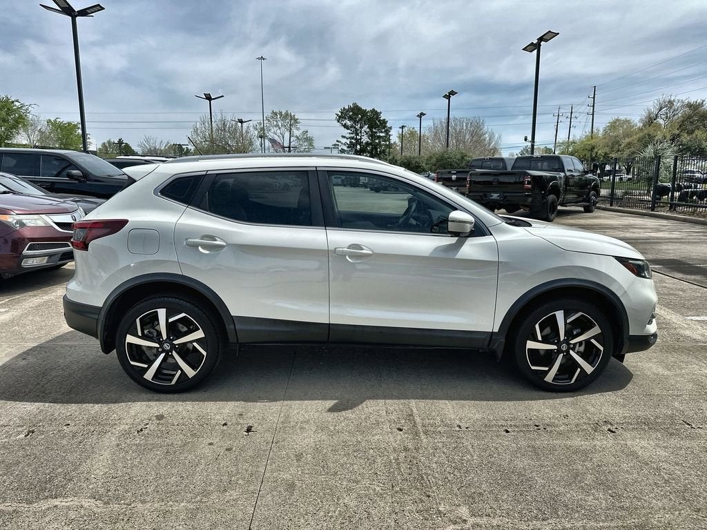 2021 Nissan Rogue Sport SL