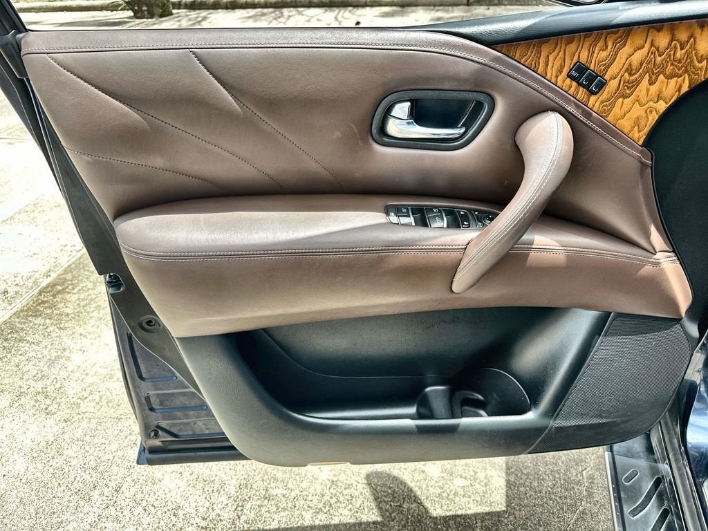 2017 INFINITI QX80 Limited